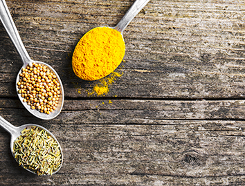 8 Herbs, Spices, and Sweeteners That Combine to Activate Your Immune System